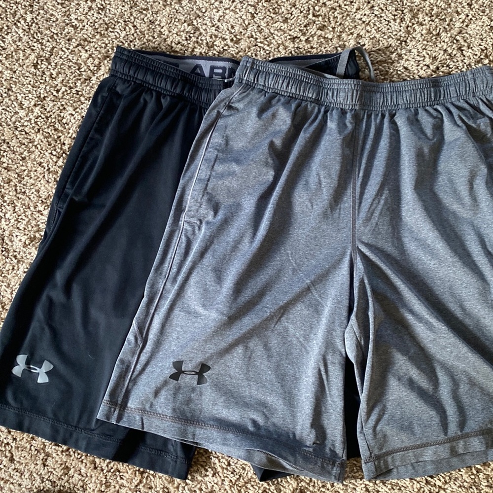 Under armor shorts. Black and grey. Wood used condition.